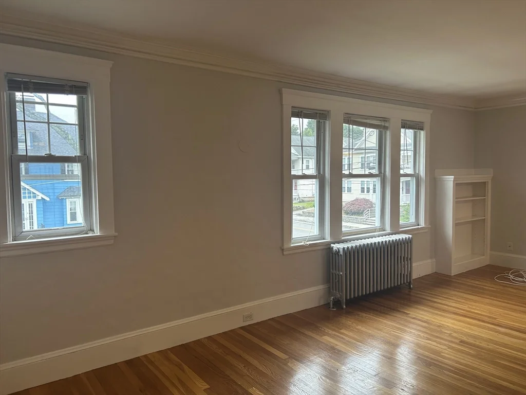 3 bed, 1 bath apartment for rent at 4 Harvard Rd Unit 0, Belmont — photo 14 of 36