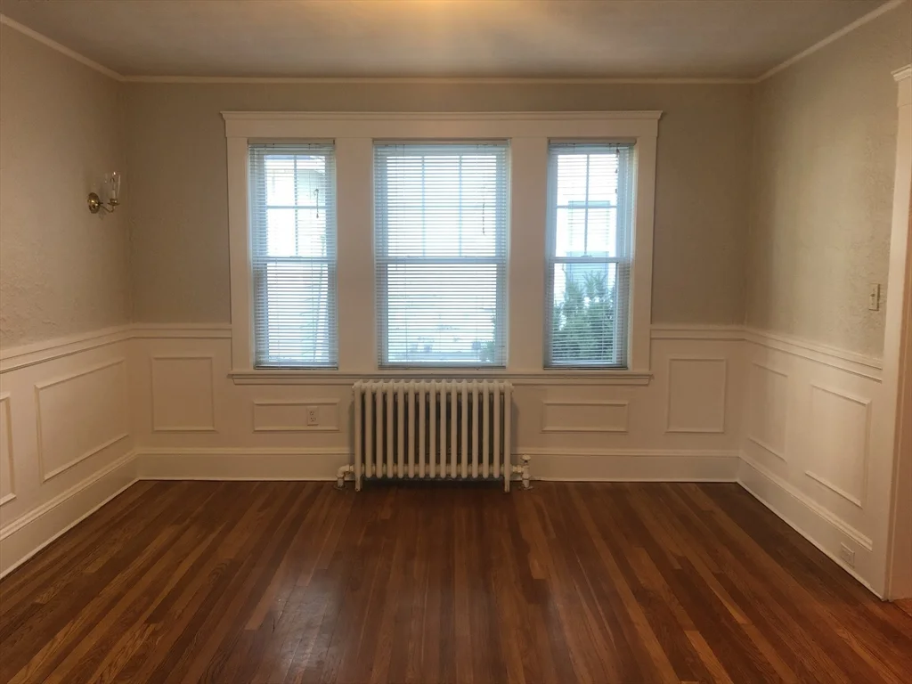 2 bed, 1 bath apartment for rent at 4 Harvard Rd Unit 1, Belmont — photo 11 of 23