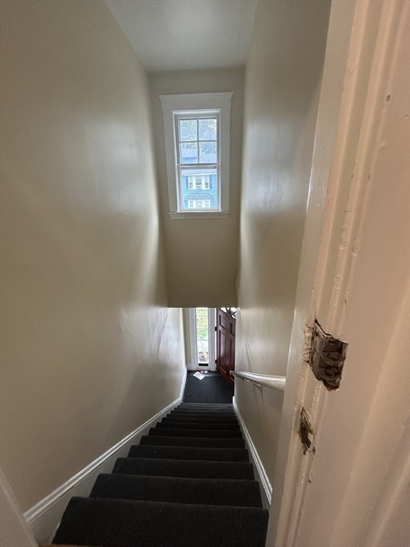 3 bed, 1 bath apartment for rent at 4 Harvard Rd Unit 2, Belmont — photo 37 of 40