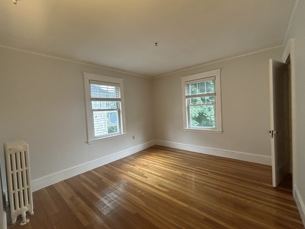 3 bed, 1 bath apartment for rent at 4 Harvard Rd Unit 2, Belmont — photo 33 of 40