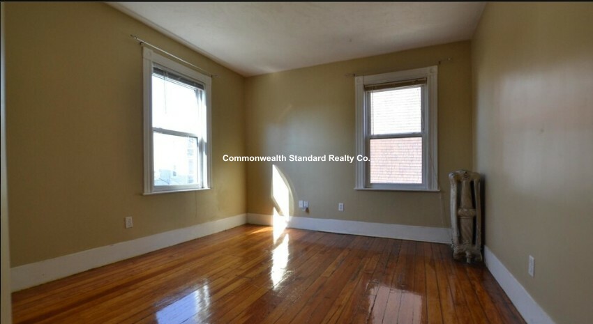 6 bed, 2 bath apartment for rent at 4 Haskell St, Allston — photo 25 of 32
