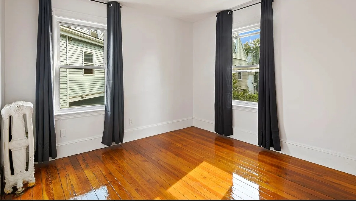 6 bed, 2 bath apartment for rent at 4 Haskell St Unit 6, Allston — photo 13 of 19