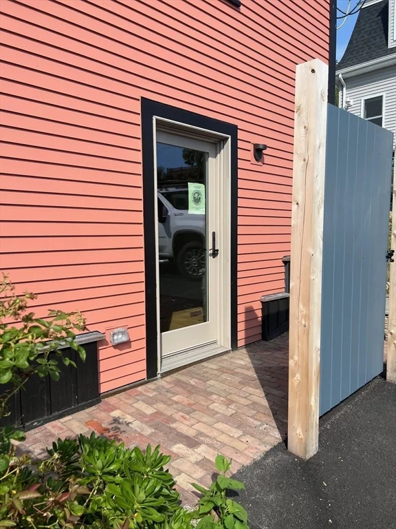 1 bed, 1 bath apartment for rent at 4 Haskell St Unit ADU, Gloucester — photo 5 of 35