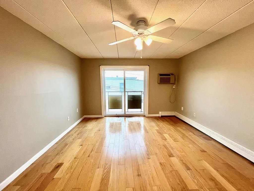 2 bed, 1 bath apartment for rent at 4 Hawes St Unit 23, Revere — photo 6 of 19