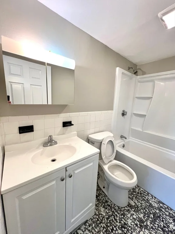 2 bed, 1 bath apartment for rent at 4 Hawes St Unit 23, Revere — photo 18 of 19