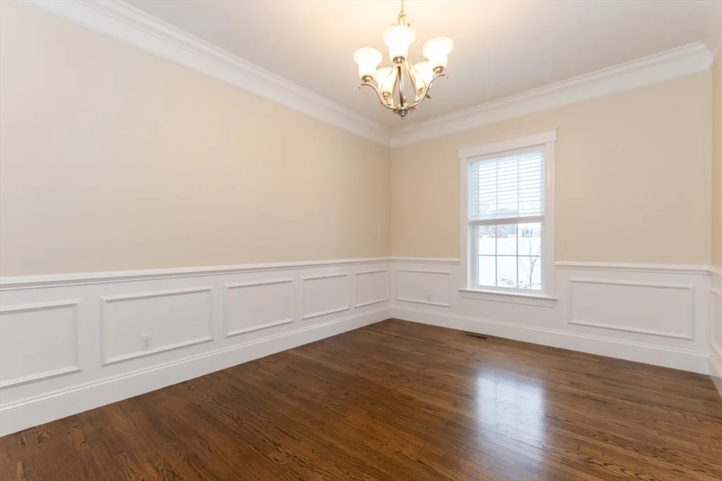 4 bed, 2 bath apartment for rent at 4 Hialeah Ln, Framingham — photo 10 of 42