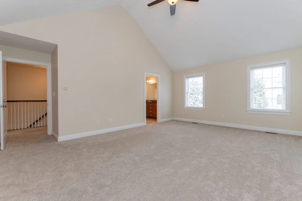 4 bed, 2 bath apartment for rent at 4 Hialeah Ln, Framingham — photo 24 of 42