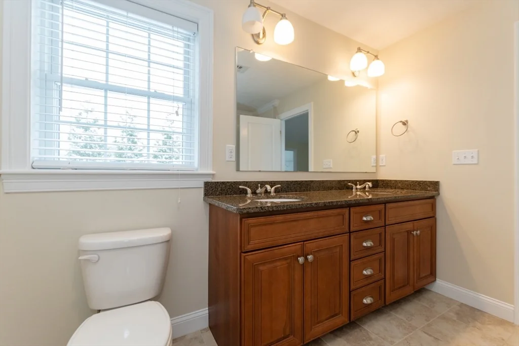 4 bed, 2 bath apartment for rent at 4 Hialeah Ln, Framingham — photo 30 of 42