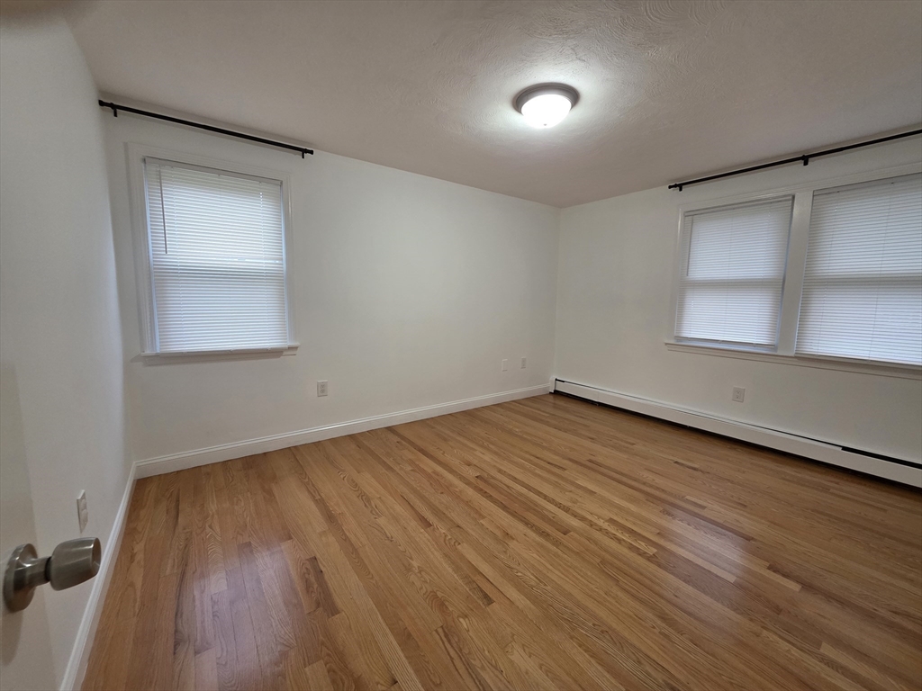 3 bed, 3 bath apartment for rent at 4 Hickey Dr, Framingham — photo 16 of 30