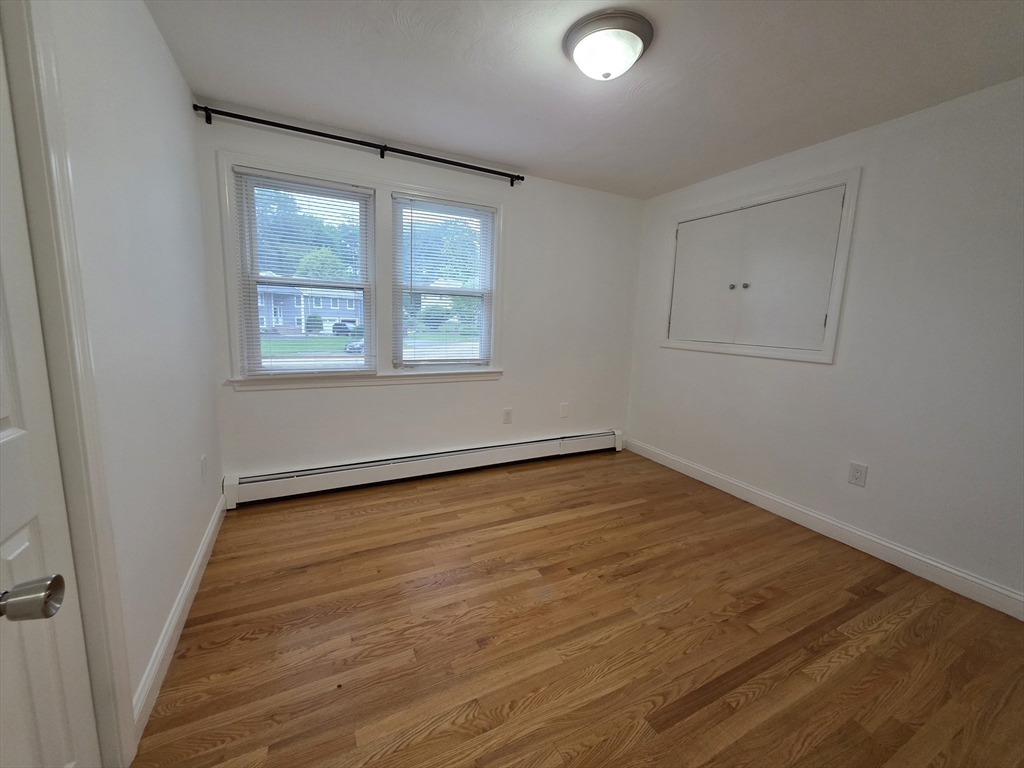 3 bed, 3 bath apartment for rent at 4 Hickey Dr, Framingham — photo 23 of 30