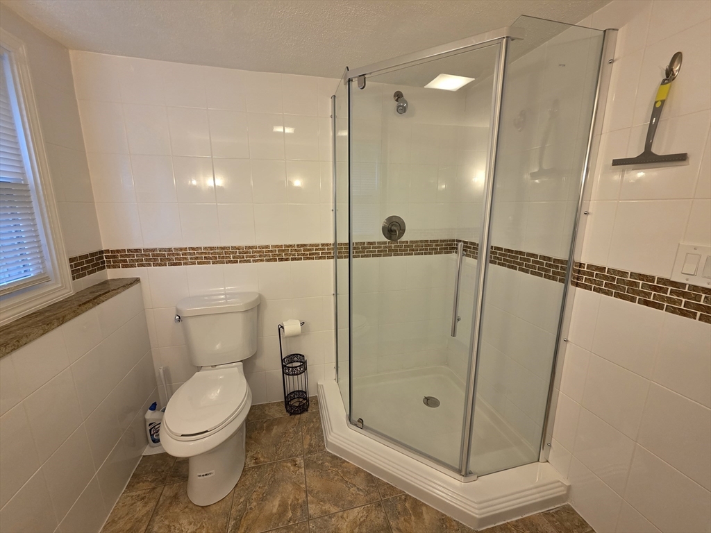 3 bed, 3 bath apartment for rent at 4 Hickey Dr, Framingham — photo 29 of 30