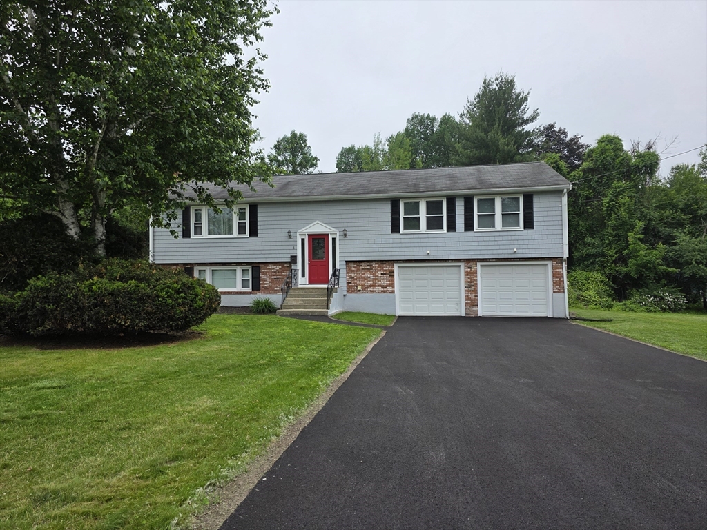 3 bed, 3 bath apartment for rent at 4 Hickey Dr, Framingham — photo 3 of 30