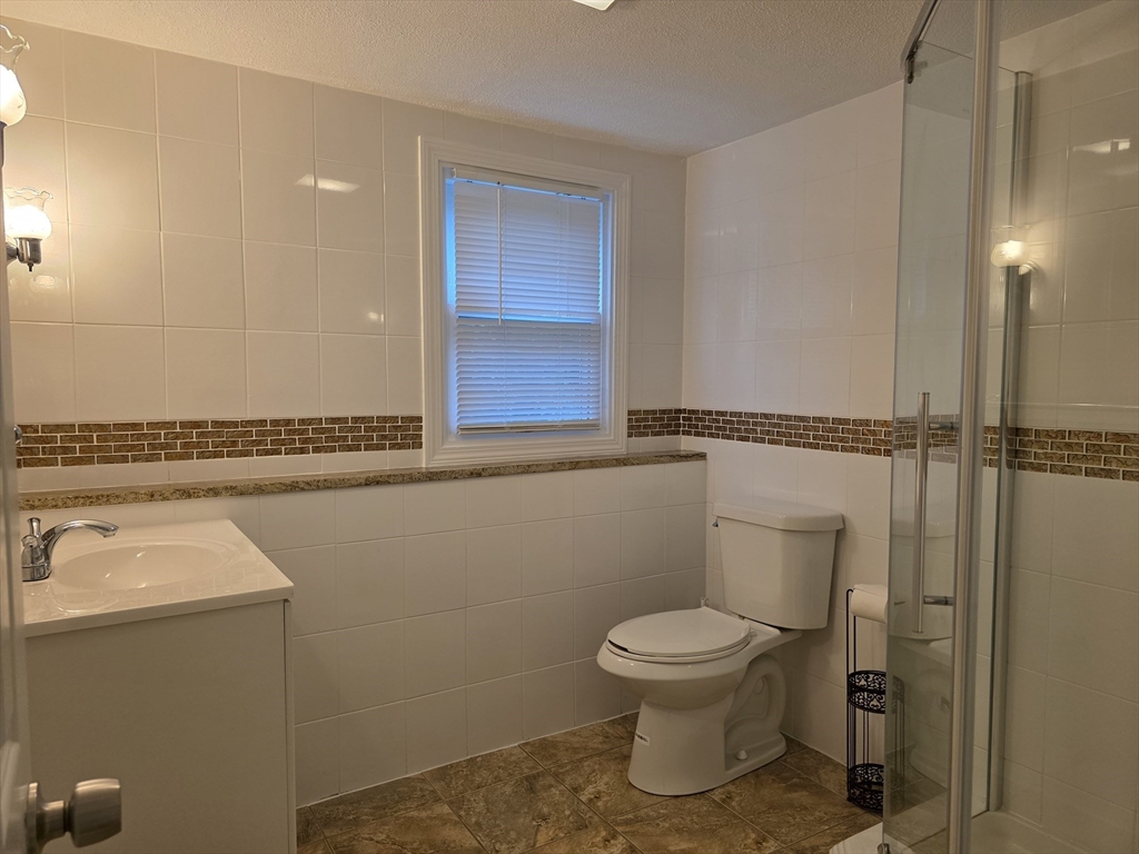 3 bed, 3 bath apartment for rent at 4 Hickey Dr, Framingham — photo 28 of 30
