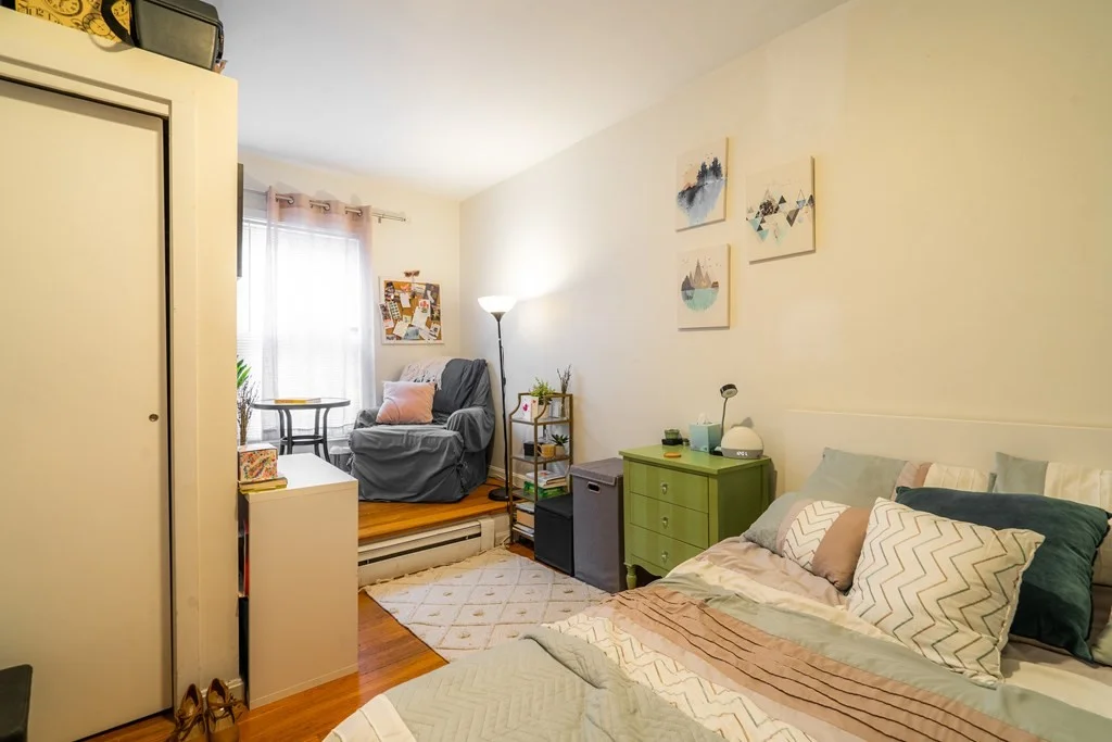 4 bed, 2.5 bath apartment for rent at 4 Hingham St Unit 4A, West Cambridge — photo 7 of 21