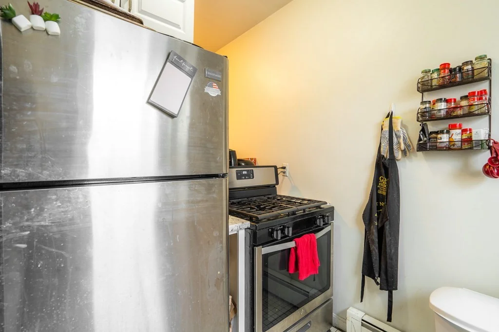 4 bed, 2.5 bath apartment for rent at 4 Hingham St Unit 4A, West Cambridge — photo 3 of 21