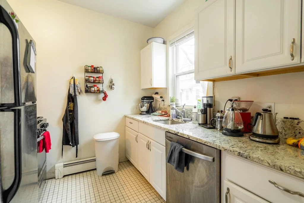4 bed, 2.5 bath apartment for rent at 4 Hingham St Unit 4A, West Cambridge — photo 2 of 21