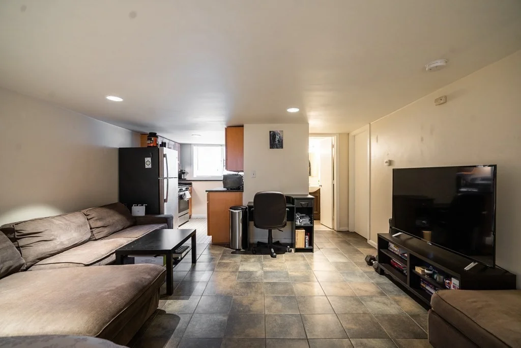 Studio bed, 1 bath apartment for rent at 4 Hingham St Unit B, Inman Square — photo 1 of 9
