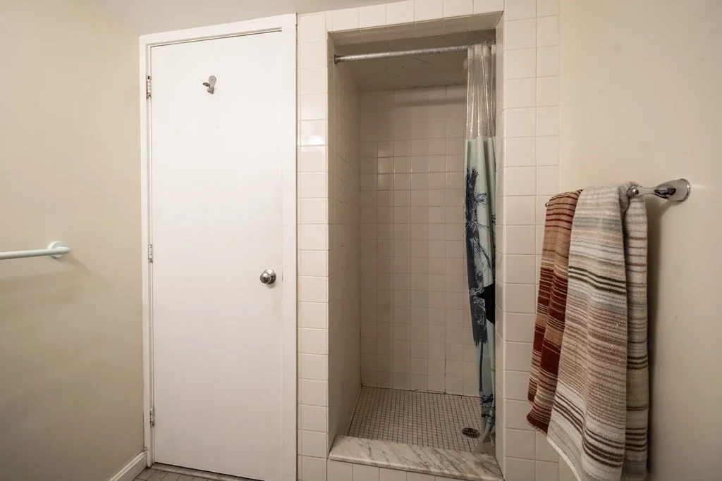 Studio bed, 1 bath apartment for rent at 4 Hingham St Unit B, Inman Square — photo 8 of 9