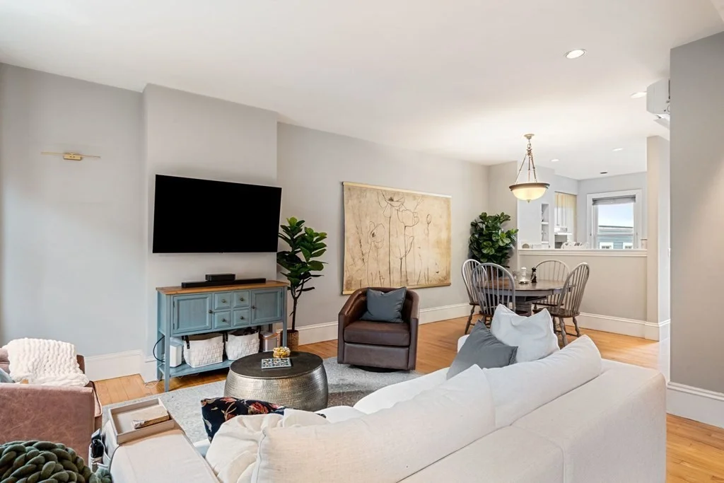 2 bed, 2 bath apartment for rent at 4 Holden Row Unit 2, Charlestown — photo 3 of 15