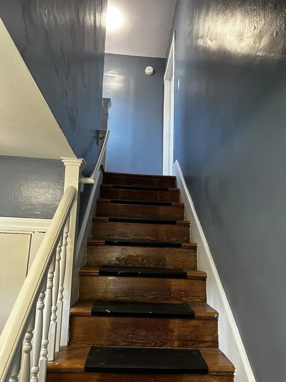 3 bed, 1 bath apartment for rent at 4 Howard Ave Unit 2, Attleboro — photo 15 of 17