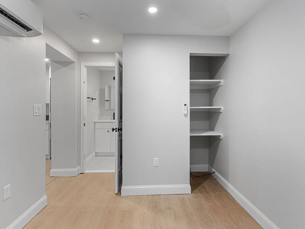 1 bed, 1 bath apartment for rent at 4 Hull St Unit 1, North End — photo 6 of 11