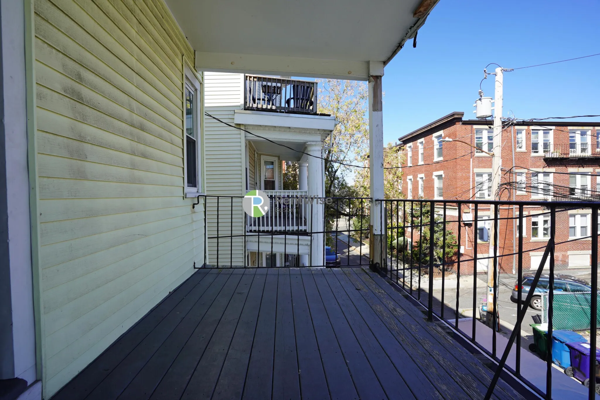 3 bed, 2 bath apartment for rent at 4 Imrie Rd Unit 2, Brighton — photo 5 of 19