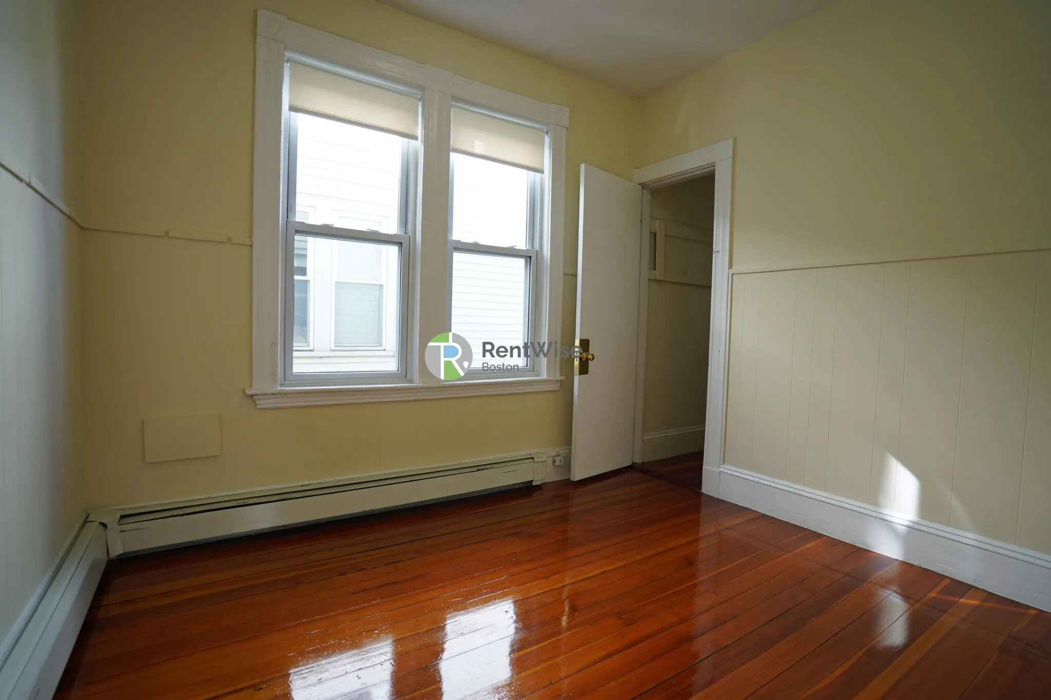 3 bed, 2 bath apartment for rent at 4 Imrie Rd Unit 2, Brighton — photo 14 of 19