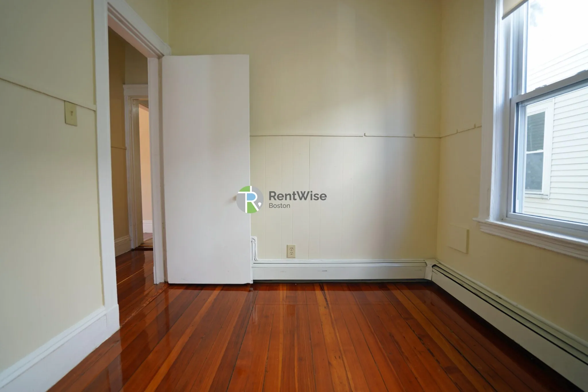 3 bed, 2 bath apartment for rent at 4 Imrie Rd Unit 2, Brighton — photo 13 of 19