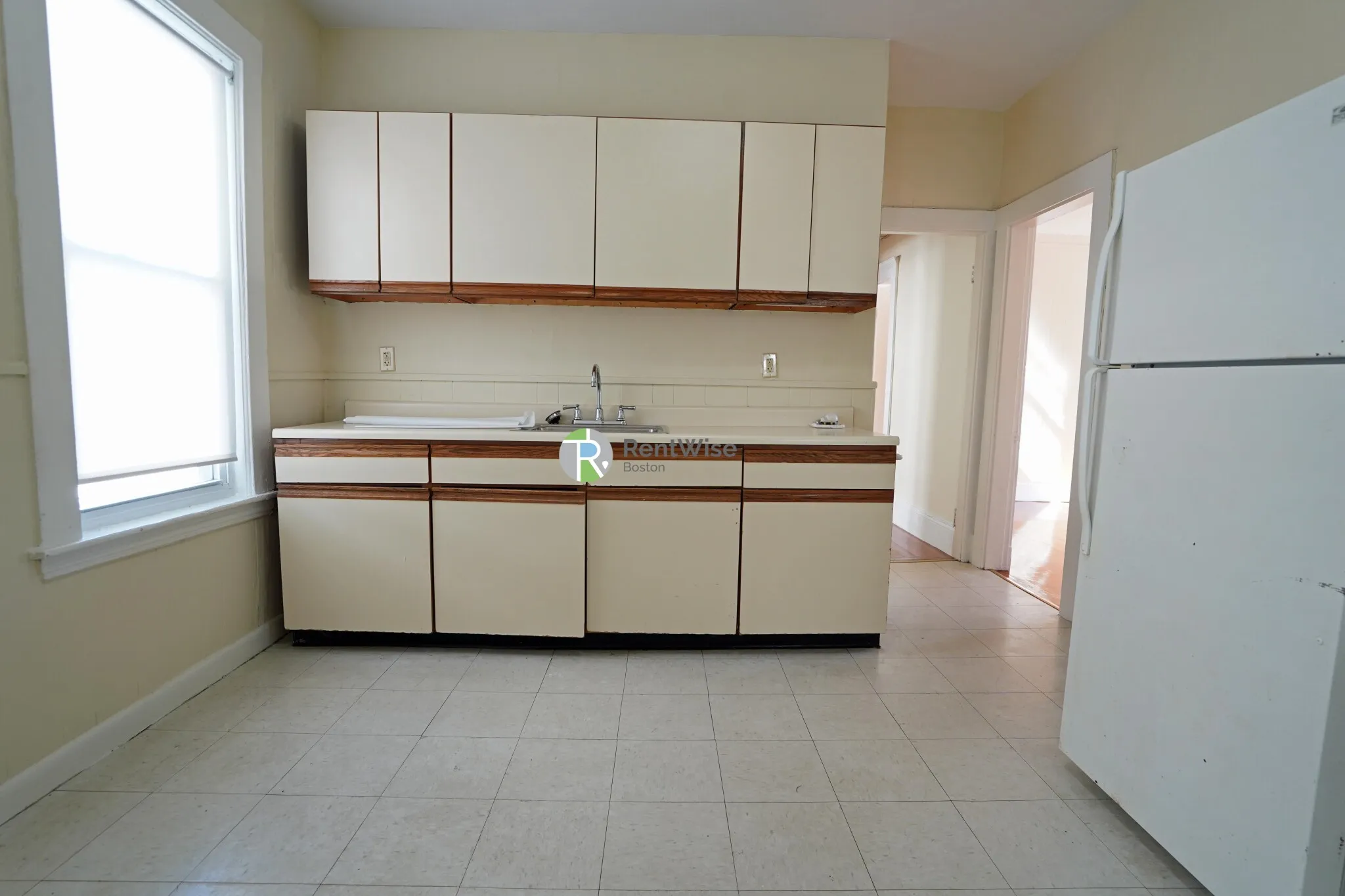 3 bed, 2 bath apartment for rent at 4 Imrie Rd Unit 3, Brighton — photo 8 of 20