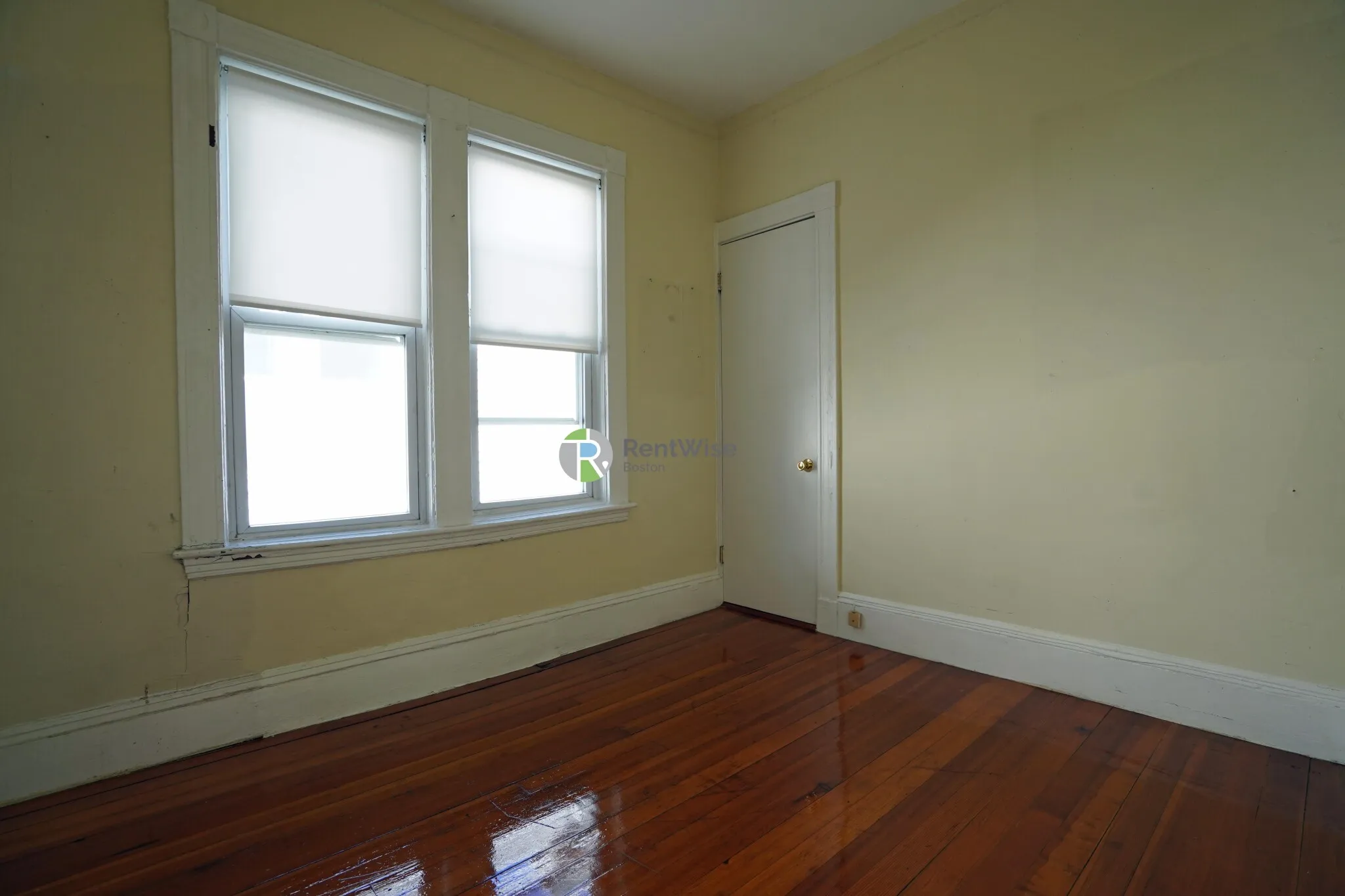 3 bed, 2 bath apartment for rent at 4 Imrie Rd Unit 3, Brighton — photo 11 of 20
