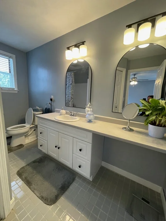 3 bed, 2 bath apartment for rent at 4 Indiana Ave Unit 4, Woburn — photo 21 of 26