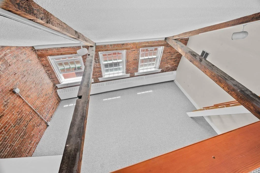 Studio bed, 1 bath apartment for rent at 4 Inn St Unit 4A, Newburyport — photo 19 of 24