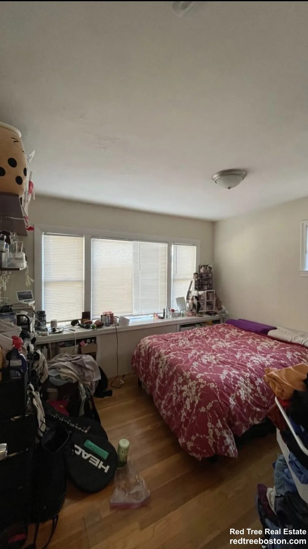 5 bed, 2 bath apartment for rent at 4 Iroquois St Unit 2, Mission Hill — photo 5 of 7