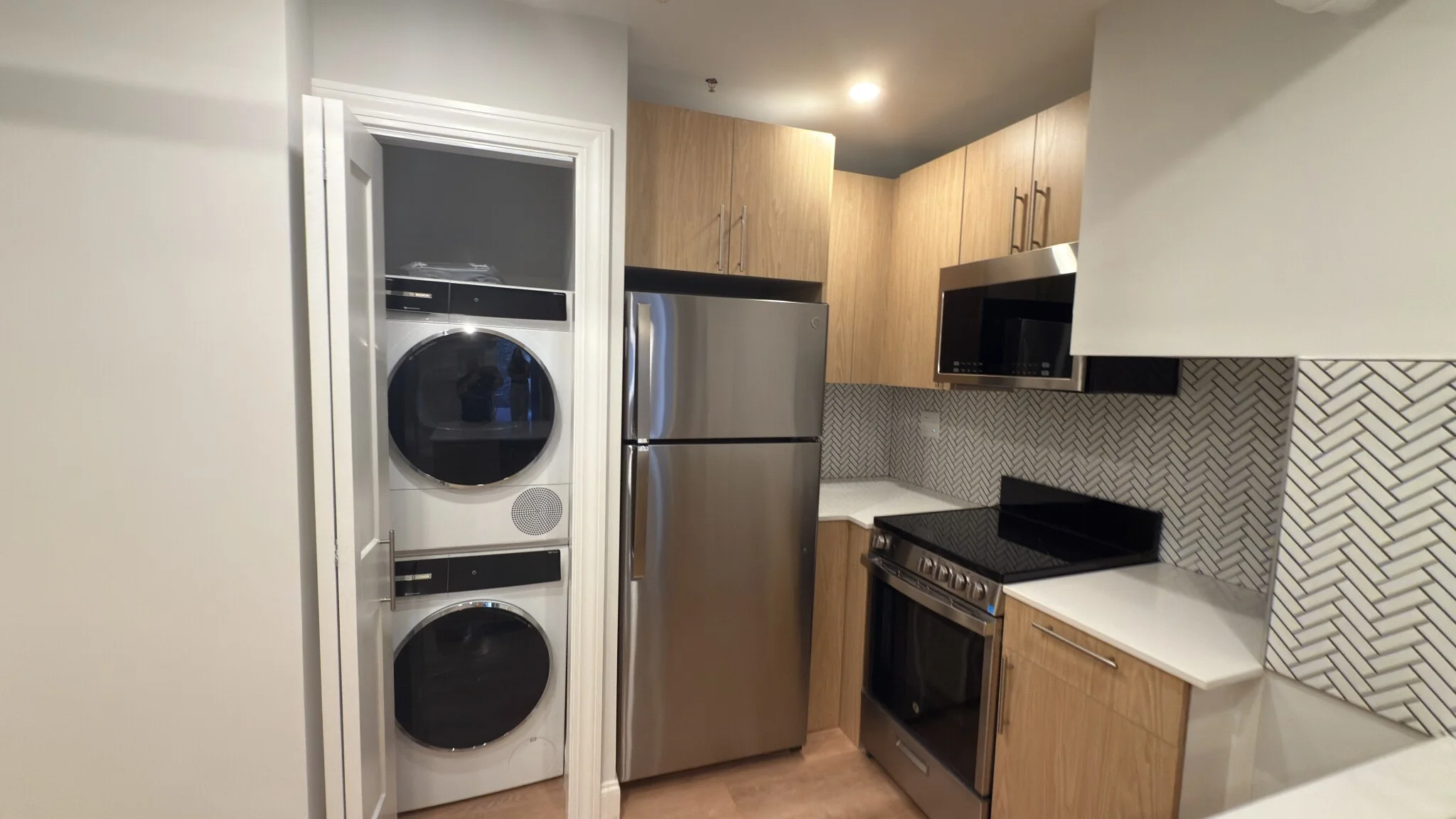Studio bed, 1 bath apartment for rent at 4 Joy St Unit 2F, Beacon Hill — photo 6 of 14