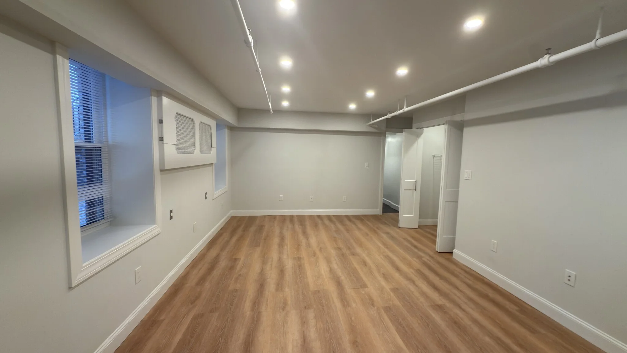 Studio bed, 1 bath apartment for rent at 4 Joy St Unit 2F, Beacon Hill — photo 5 of 14