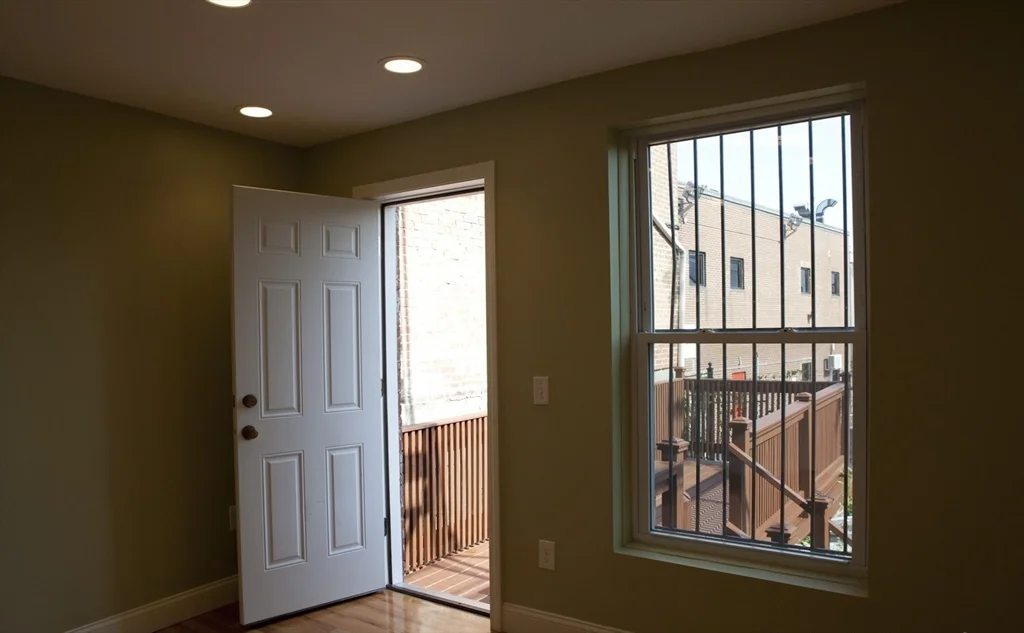 3 bed, 1 bath apartment for rent at 4 Kearsarge Unit 1, Roxbury — photo 7 of 10