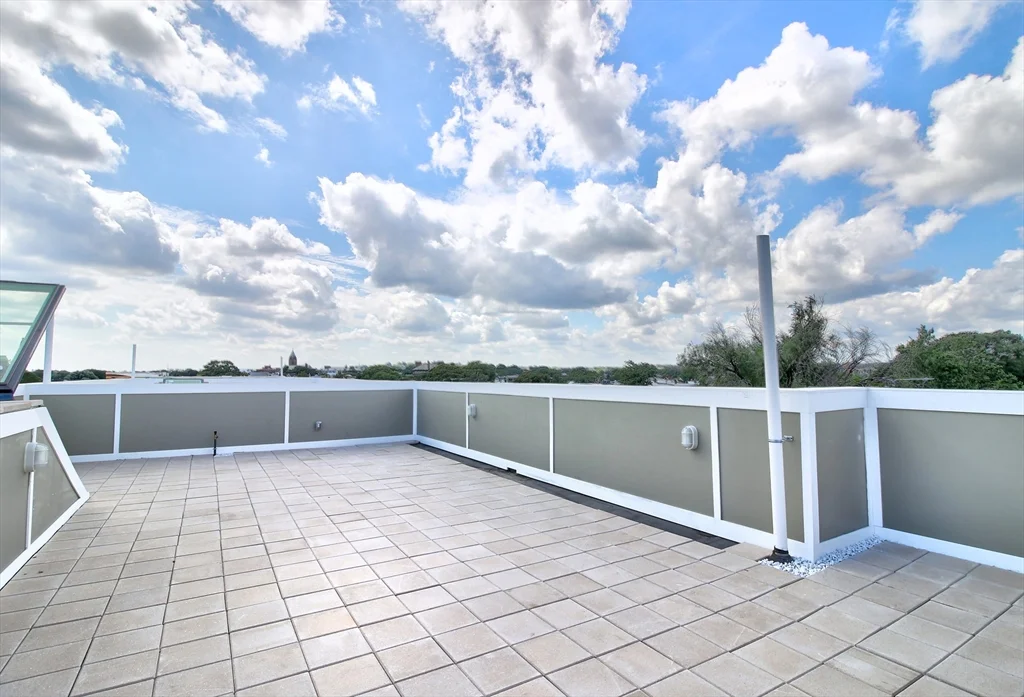 4 bed, 2 bath apartment for rent at 4 Kemp St Unit 1, South Boston — photo 38 of 40
