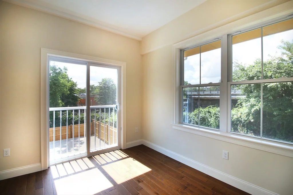 4 bed, 2 bath apartment for rent at 4 Kemp St Unit 1, South Boston — photo 32 of 40