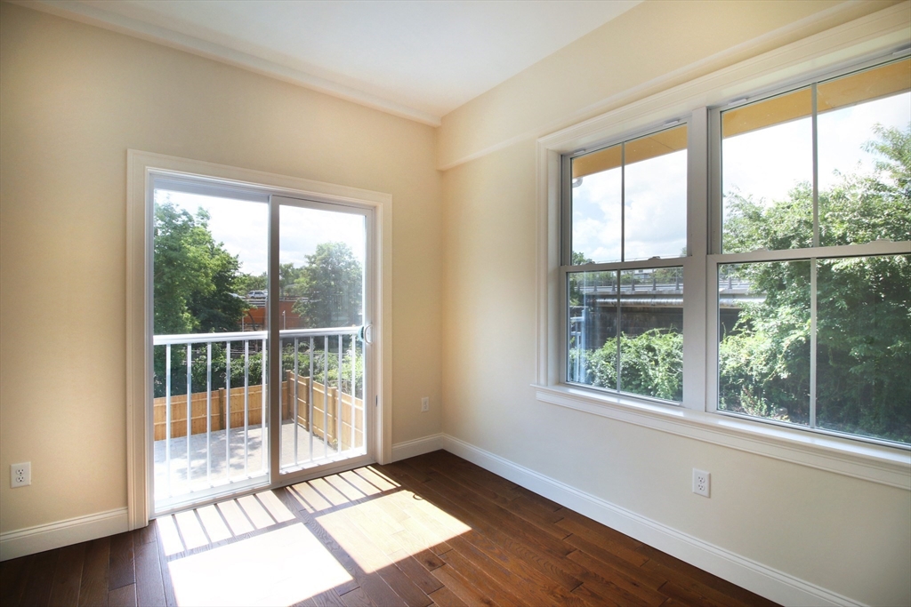 4 bed, 2 bath apartment for rent at 4 Kemp St Unit 3, South Boston — photo 13 of 42