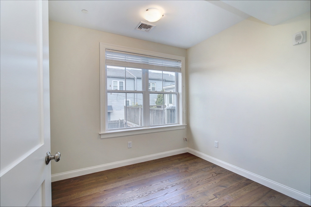 4 bed, 2 bath apartment for rent at 4 Kemp St Unit 3, South Boston — photo 30 of 42