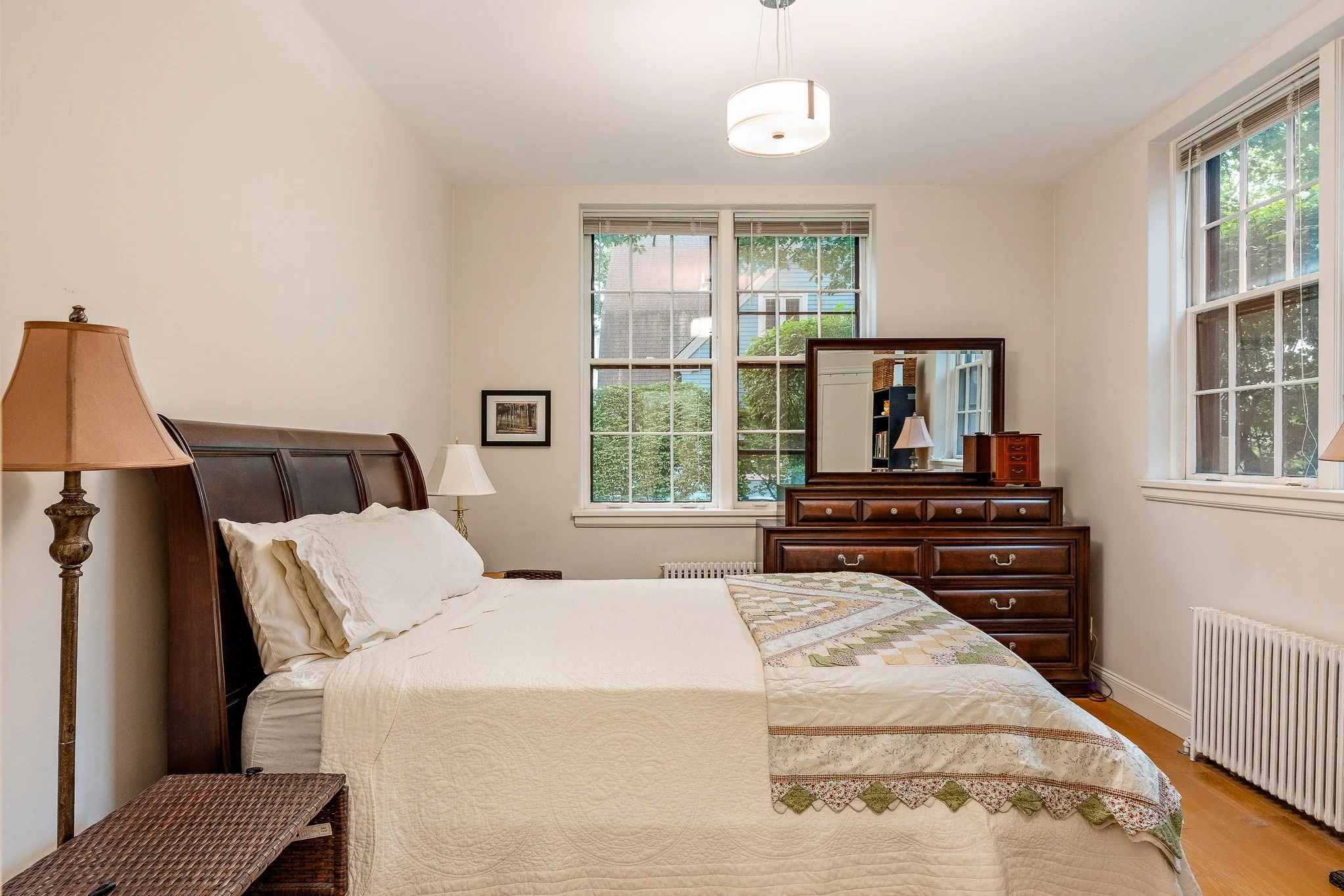 1 bed, 1 bath apartment for rent at 4 Kilsyth Ter Unit 14, Brighton — photo 10 of 17