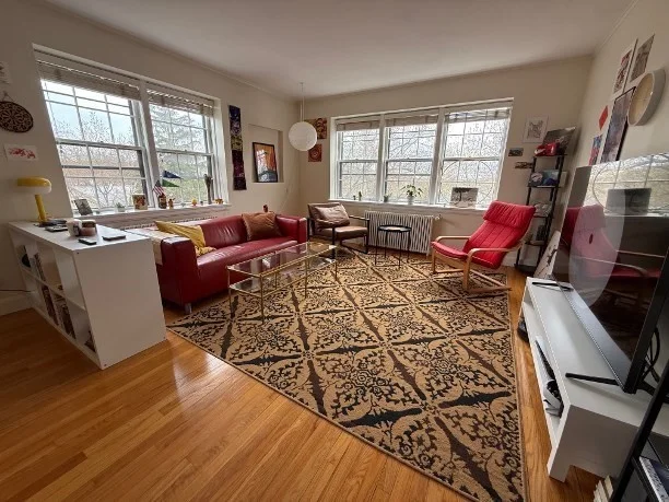 1 bed, 1 bath apartment for rent at 4 Kilsyth Ter Unit 43, Brighton — photo 11 of 15