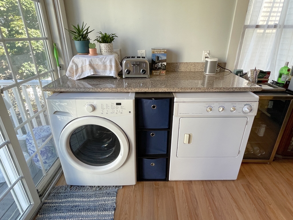2 bed, 1.5 bath apartment for rent at 4 Leeds St Unit 2, South Boston — photo 3 of 15