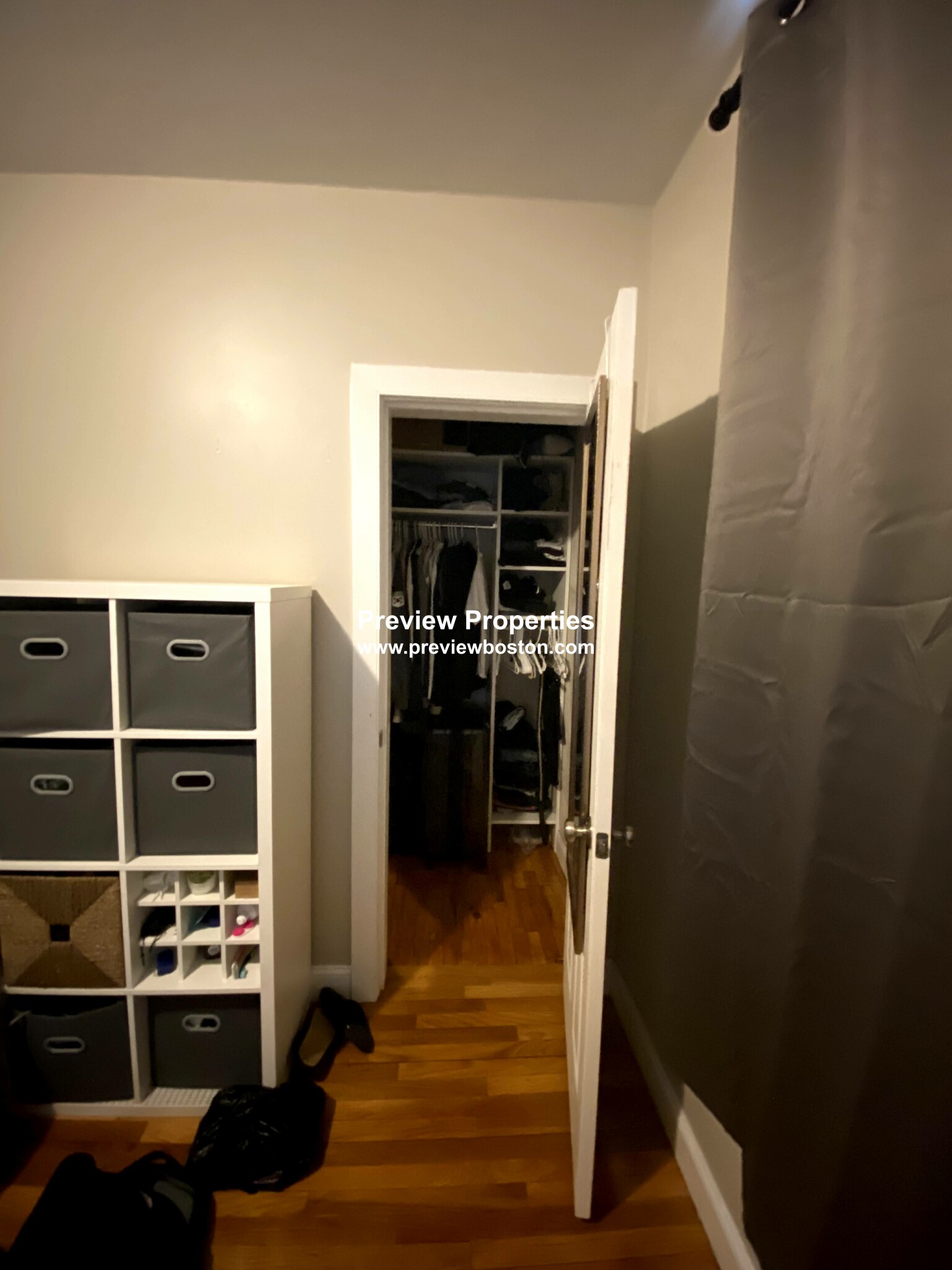 3 bed, 1 bath apartment for rent at 4 Leicester St Unit 1, Brighton — photo 15 of 18
