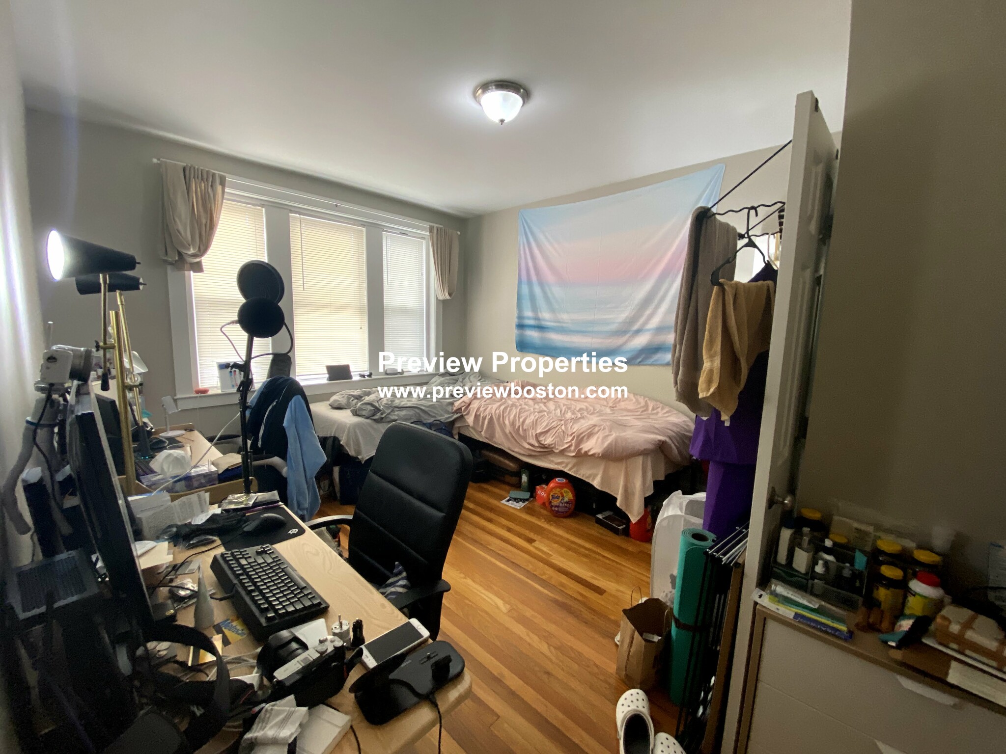 3 bed, 1 bath apartment for rent at 4 Leicester St Unit 1, Brighton — photo 17 of 18