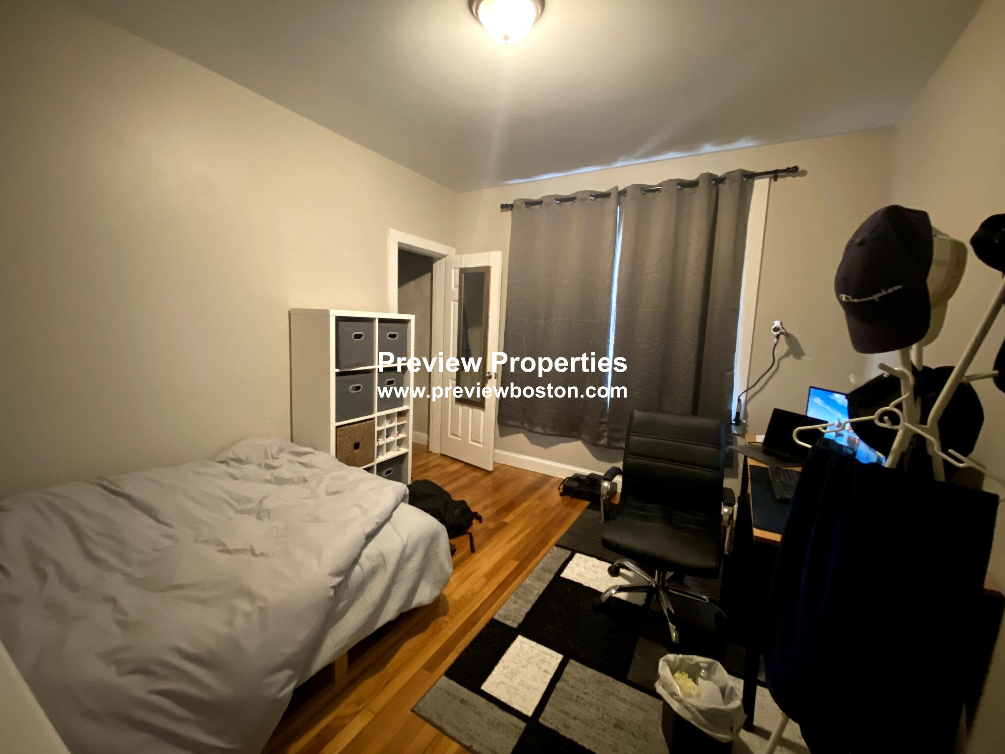 3 bed, 1 bath apartment for rent at 4 Leicester St Unit 1, Brighton — photo 16 of 18