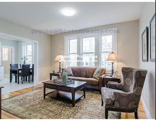 3 bed, 1 bath apartment for rent at 4 Leicester St Unit 1, Brighton — photo 8 of 18
