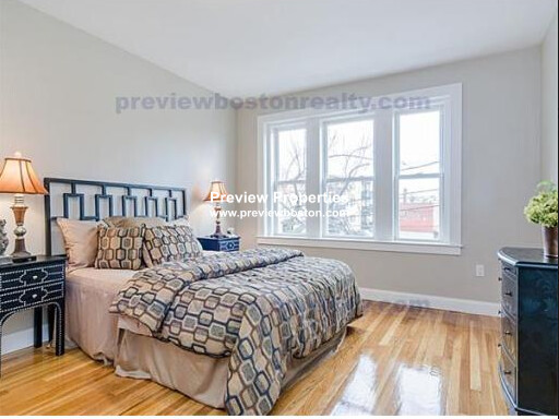 3 bed, 1 bath apartment for rent at 4 Leicester St Unit 1, Brighton — photo 6 of 18