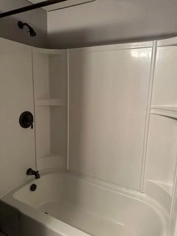 2 bed, 1 bath apartment for rent at 4 Linda Circle, Shrewsbury — photo 3 of 6