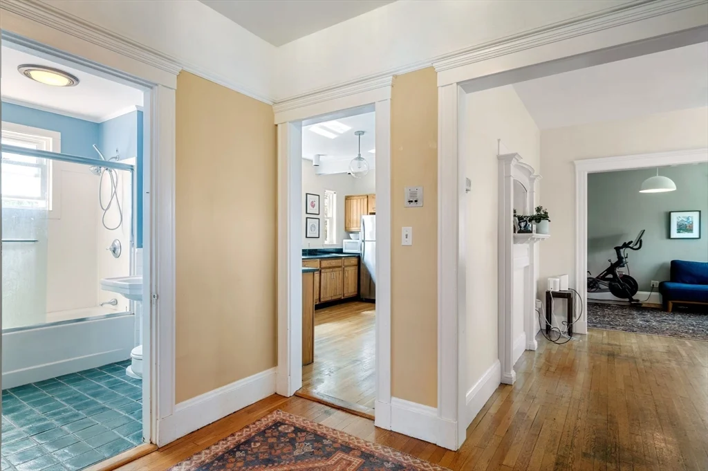 2 bed, 1 bath apartment for rent at 4 Linden Ct Unit 3, Coolidge Corner — photo 26 of 42